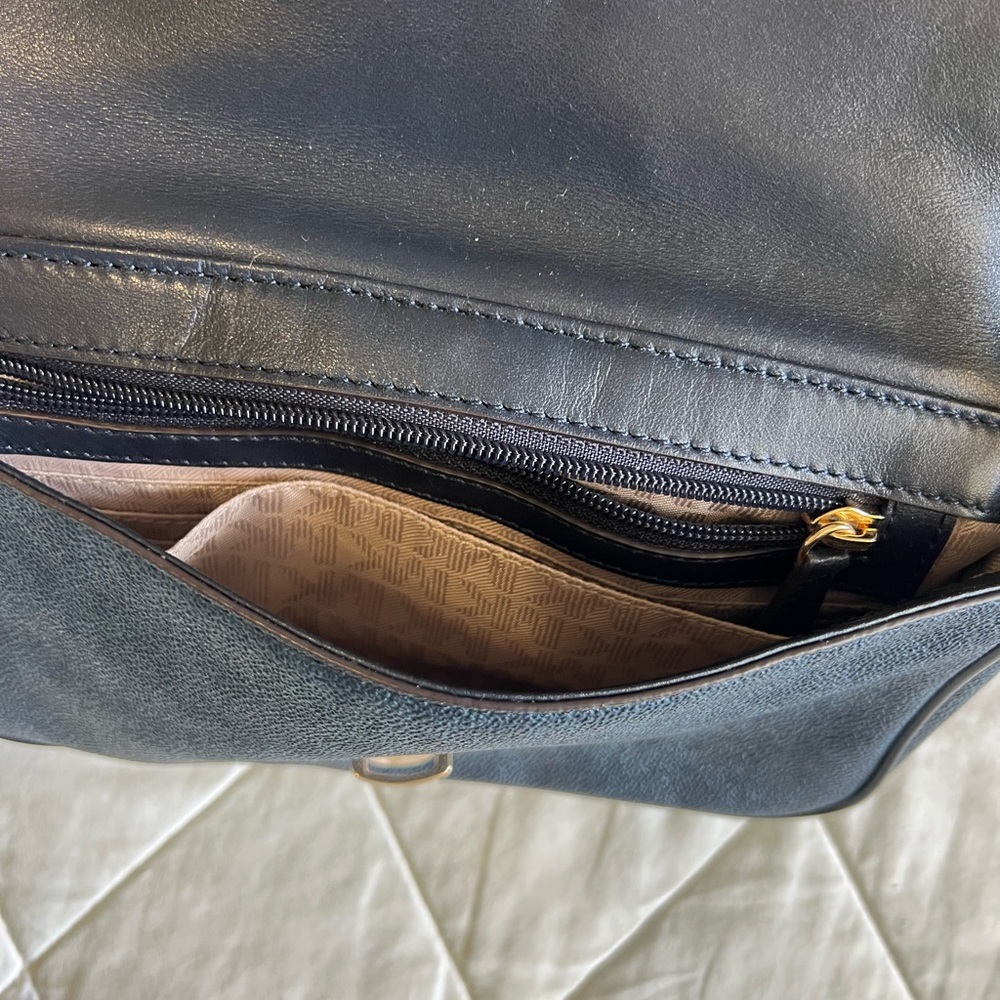 Michael Kors Purse - Picture 3 of 5